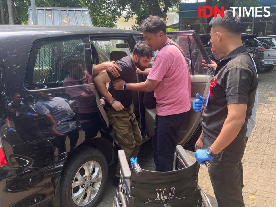 Ngamuk di Petshop, WNA Inggris Diamankan Imigrasi Tangerang