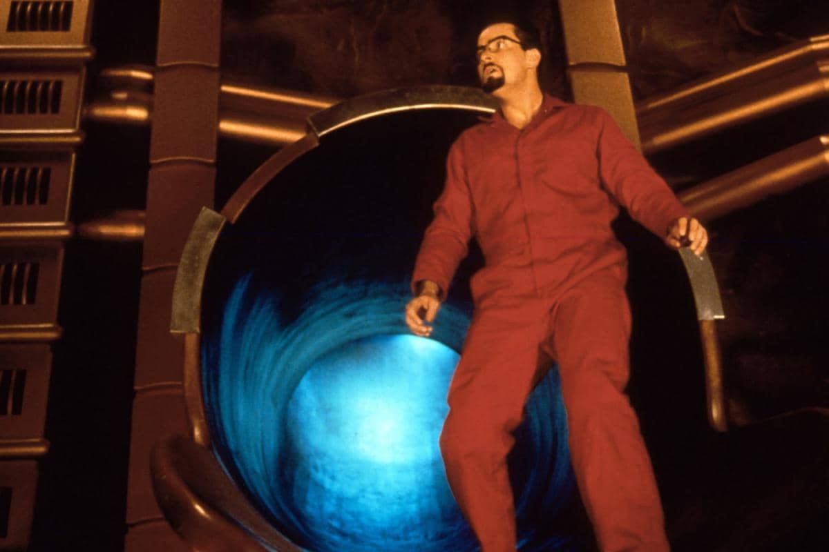 adegan dalam film The Arrival