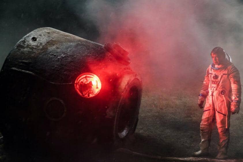adegan dalam film Sputnik