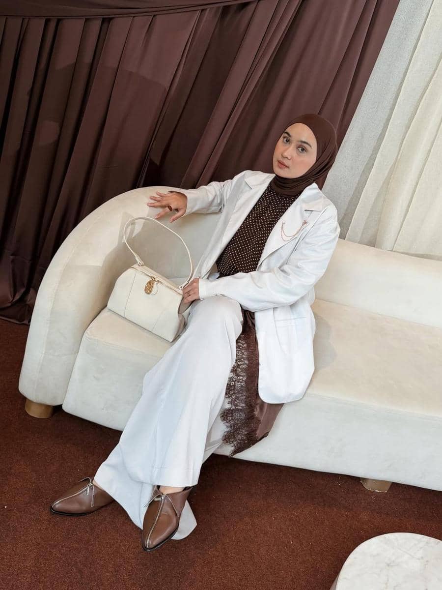 OOTD Nuansa Cokelat ala Alifia Diannisa