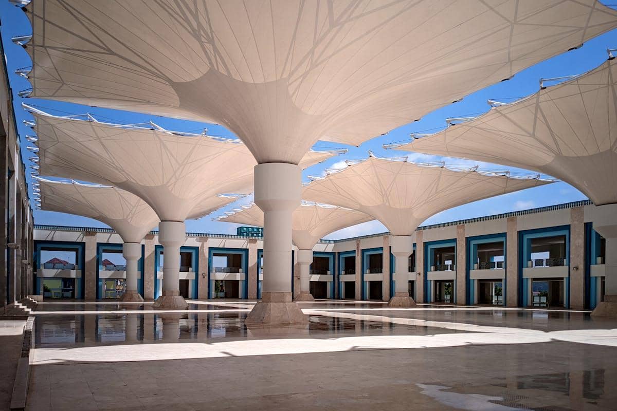 5 Daftar Harga Kanopi per Meter Persegi, Cocok Buat Hunian Estetik