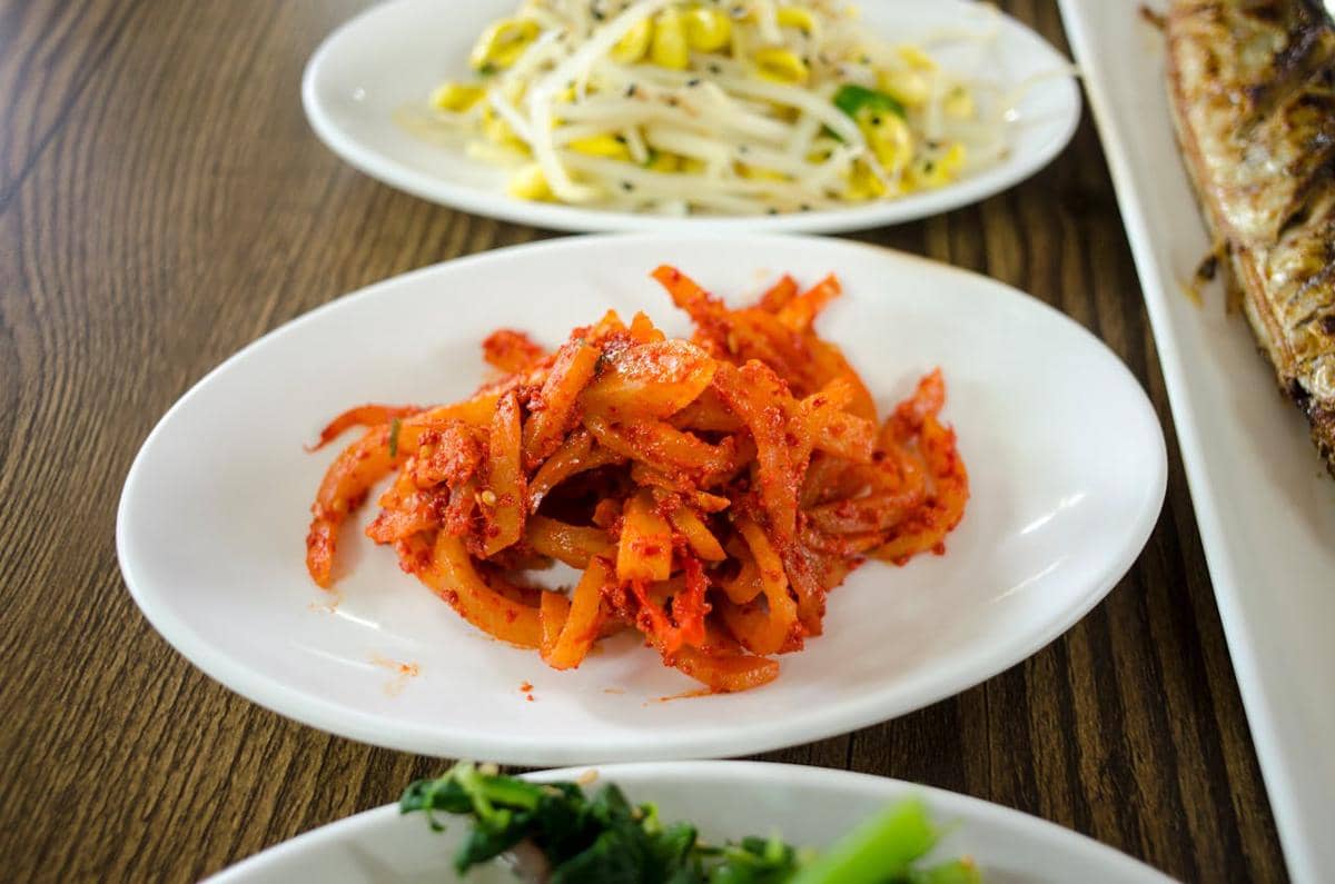Resep Ojingeochae Bokkeum, Cumi Kering Iris Tumis ala Korea