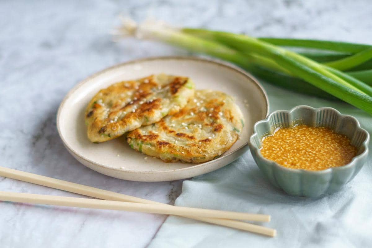 Resep Eongi Beoseot Jeon, Kreasi Pancake Gurih Korea Pakai Enoki