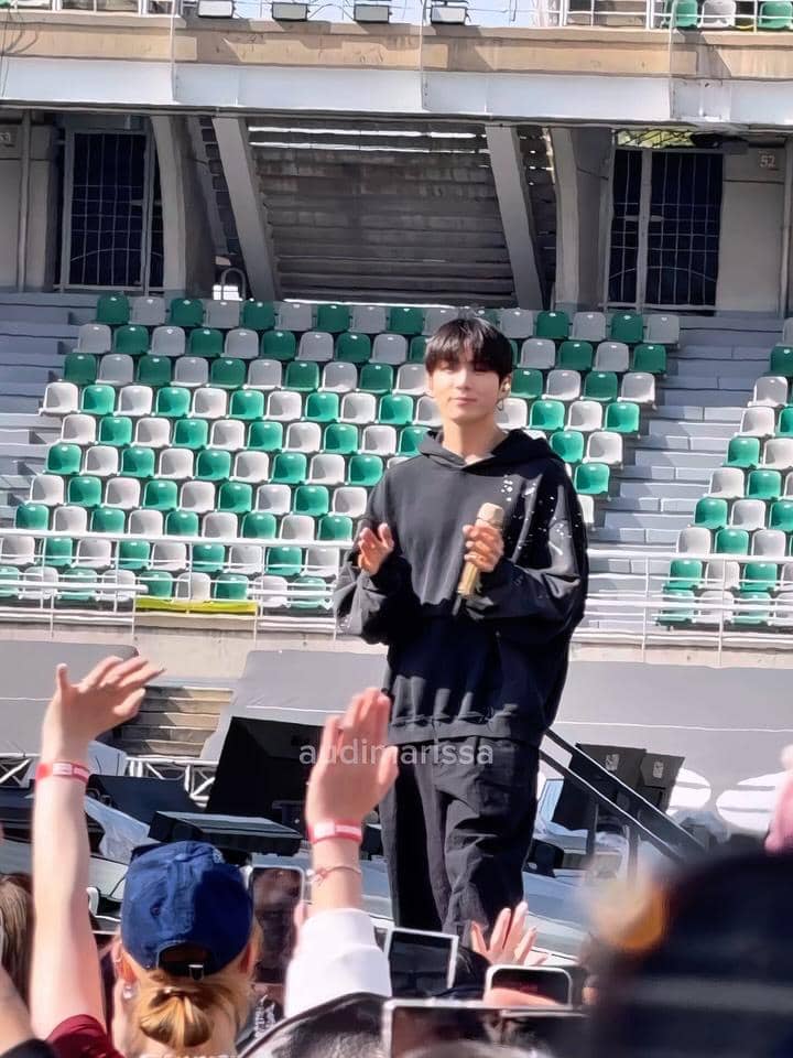 Audi Marissa di konser BTS hari ke-3