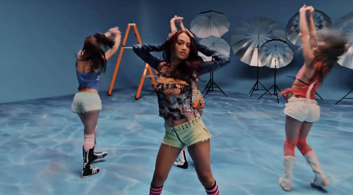 Gaya No Na di Teaser Rollerblade (instagram.com/nonawav)