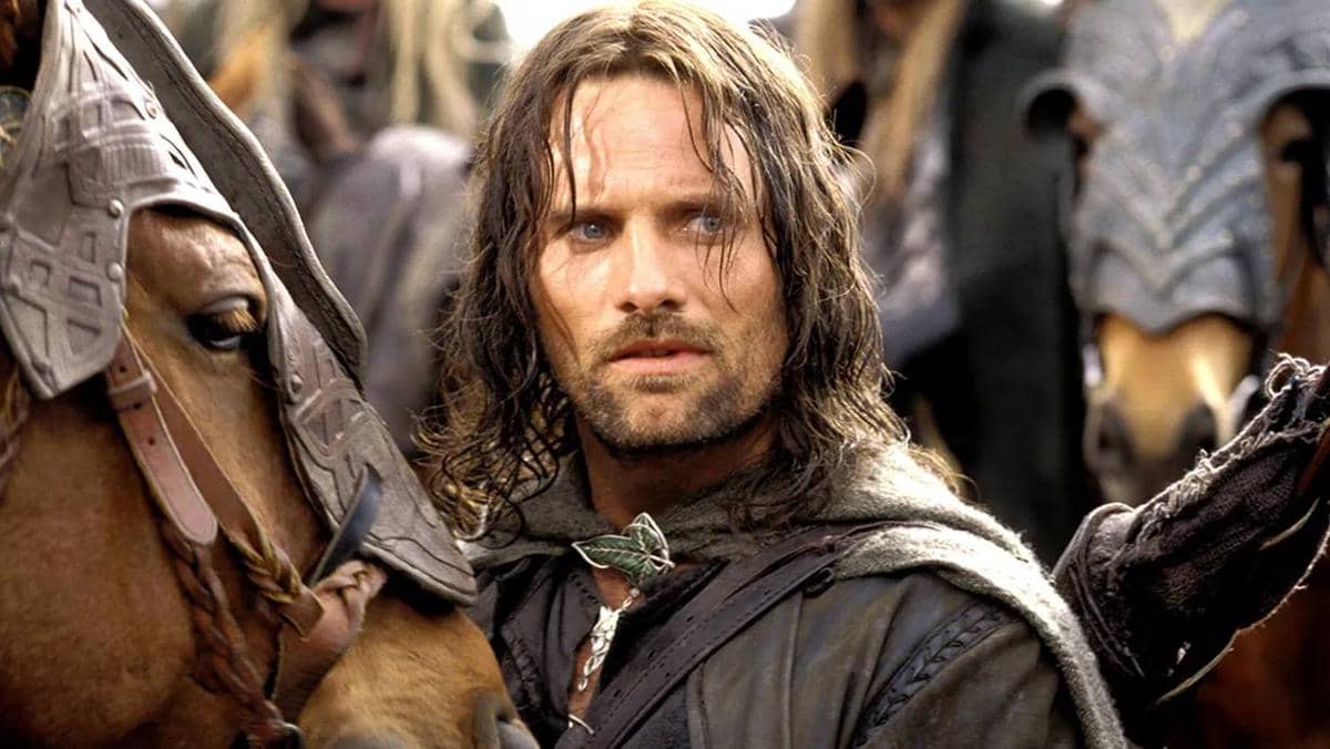 Didapuk untuk memerankan Aragorn di The Hunt for Gollum.jpg