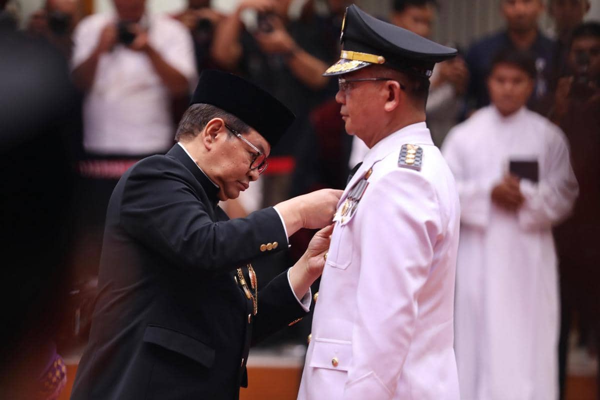 Tok, Pramono Lantik Syafrin Liputo Jadi Wali Kota Jakarta Selatan