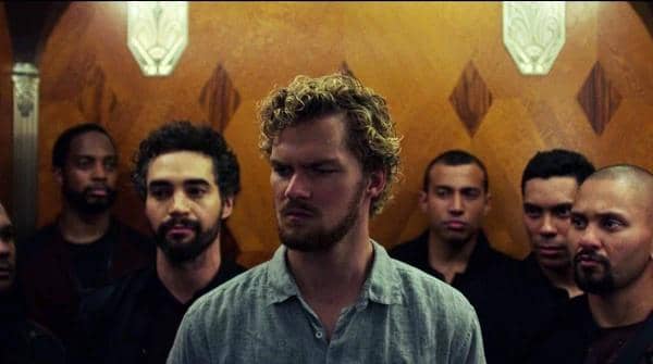 The Hand saat menculik Iron Fist di serial The Defenders