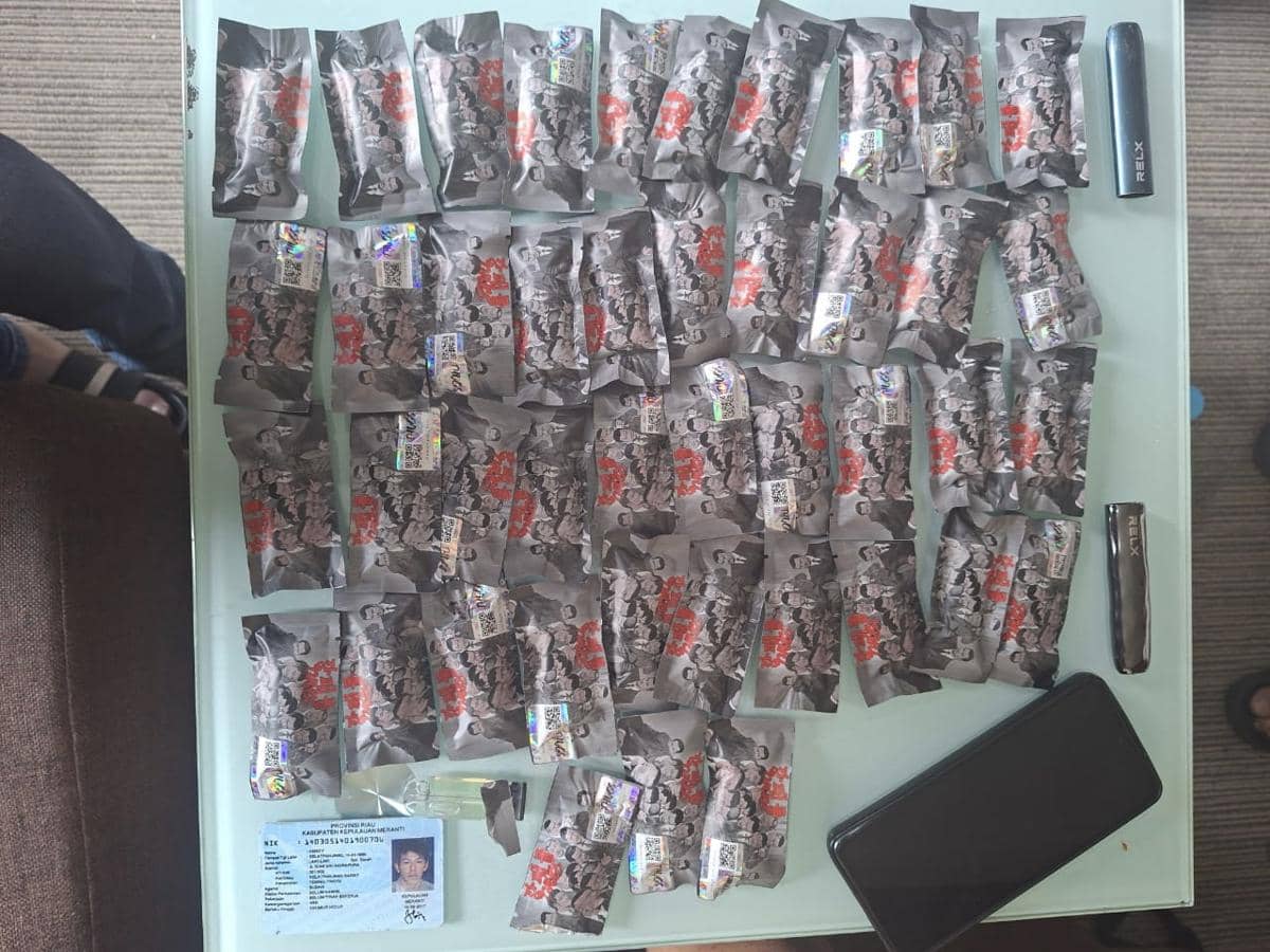 Bareskrim Tangkap Pelaut di Riau, Bawa 48 Catridge Vape Isi Etomidate