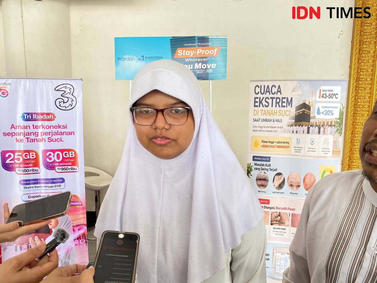 Mengharukan! Aila Berhaji di Usia 13 Tahun, Gantikan Almarhumah Ibu
