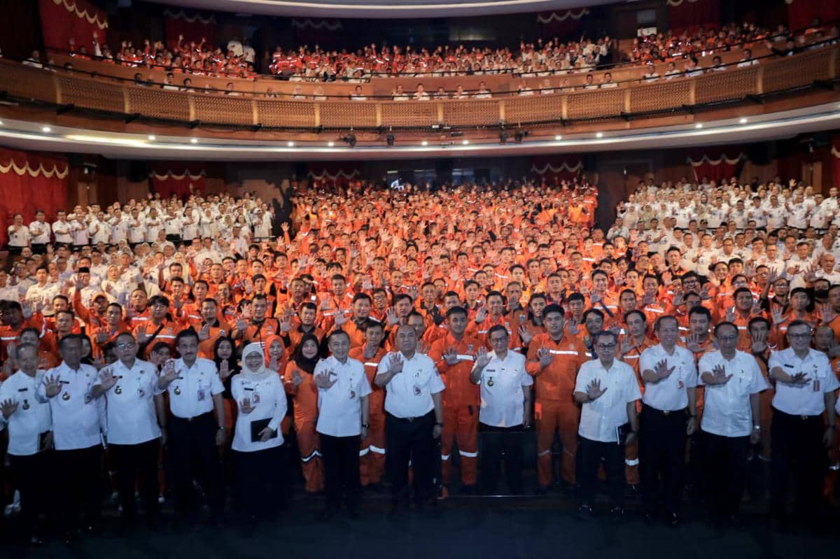 Gubernur DKI Jakarta, Pramono Anung gelar town hall meeting di Teater Besar, Taman Ismail Marzuki (TIM), Jakarta Pusat, pada Rabu (15/4). 
