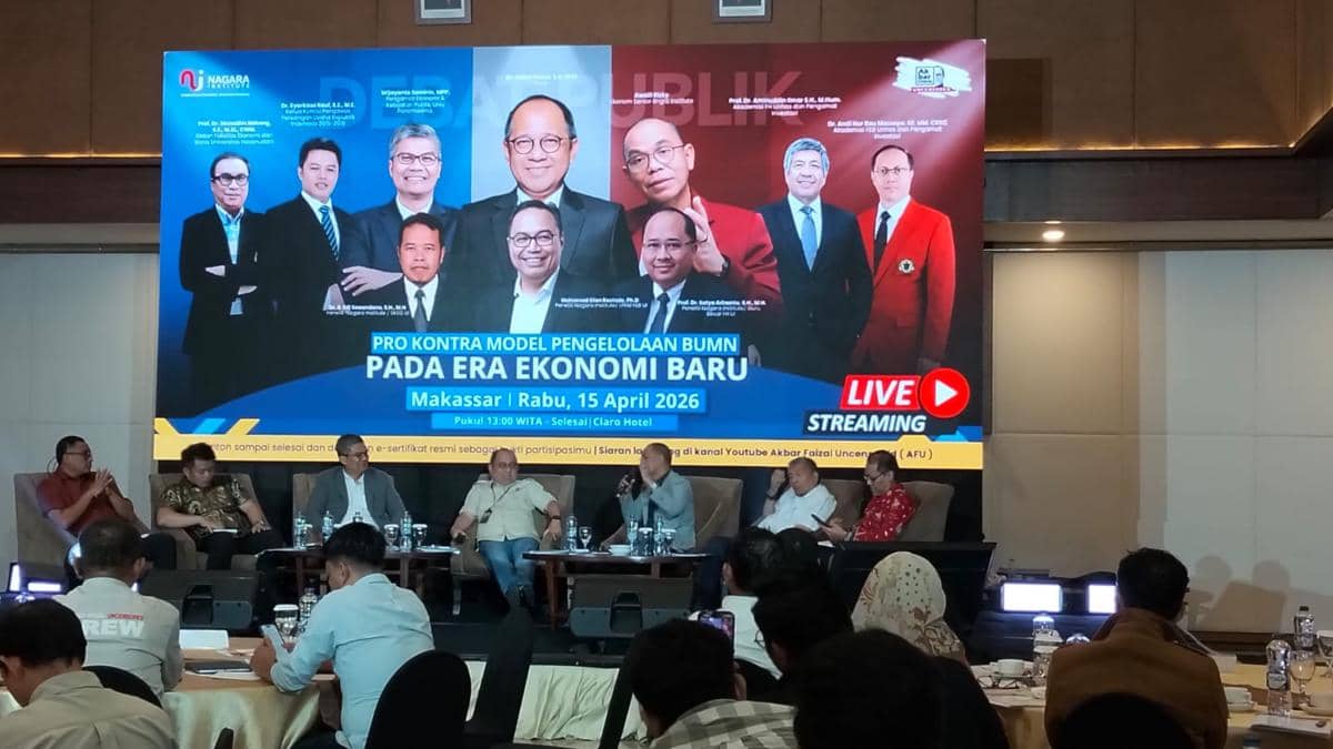 Debat publik bertajuk ‘Pro Kontra Model Pengelolaan BUMN pada Era Ekonomi Baru’ yang digelar Nagara Institut di Hotel Claro, Makassar, Rabu (15/4/2026). (Dok. IDN Times/Istimewa)