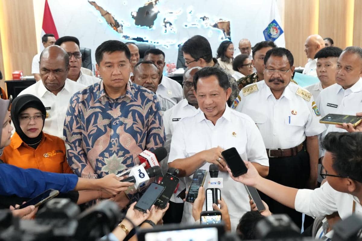 Mendagri Dukung Bedah Rumah di Papua, APBD Gak Cukup Membiayai