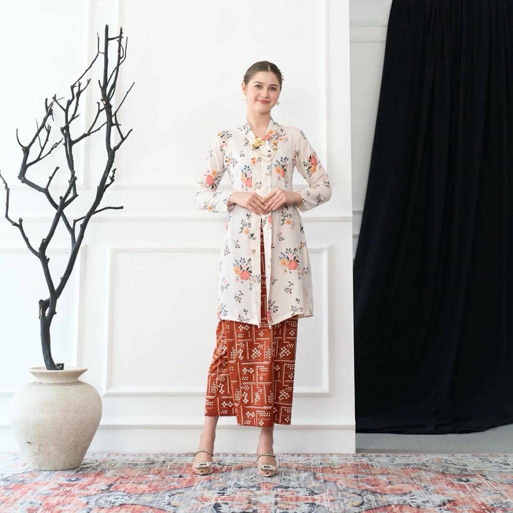 Ribzicon Kebaya Floral Kartini Tunik.jpg