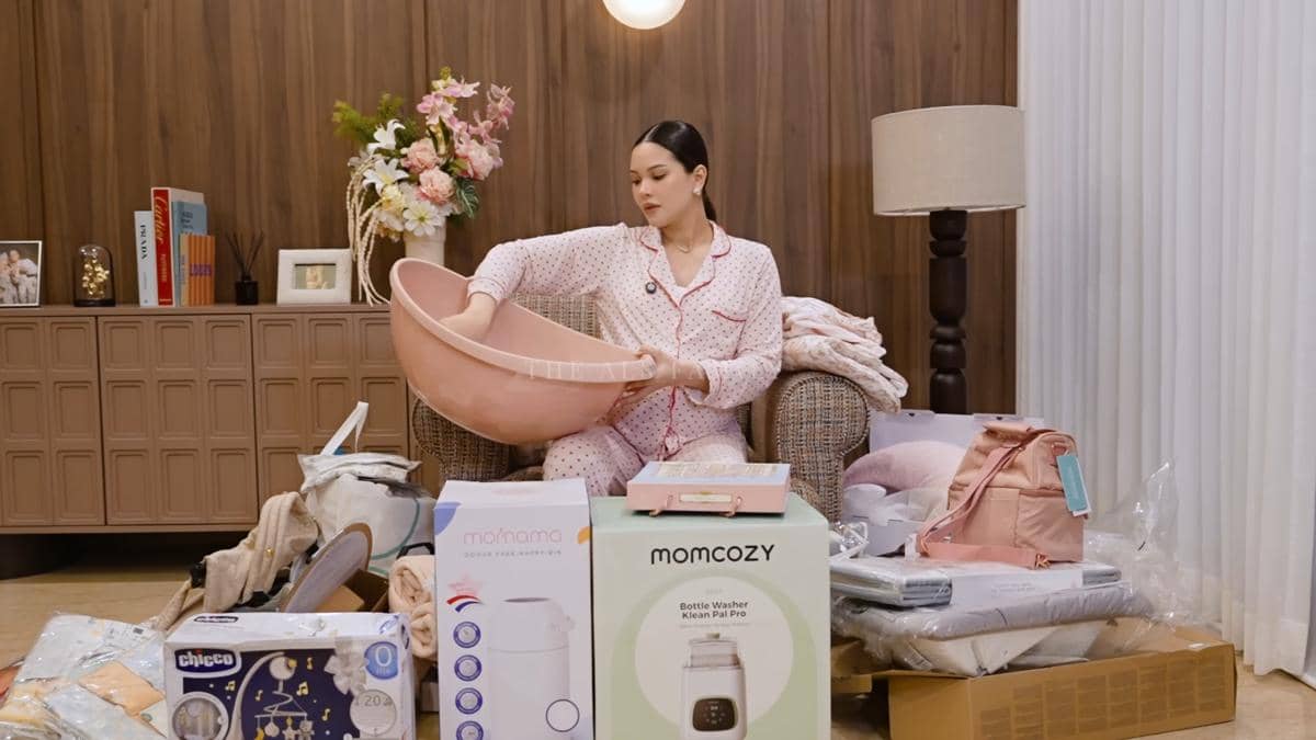 Detail perlengkapan bayi Alyssa Daguise