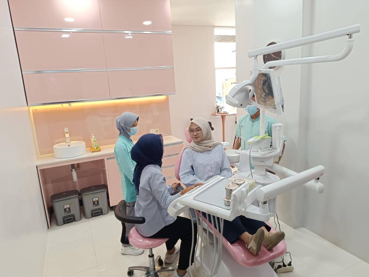 Walkot Farhan Imbau Layanan Kesehatan Tak Boleh Tolak Pasien