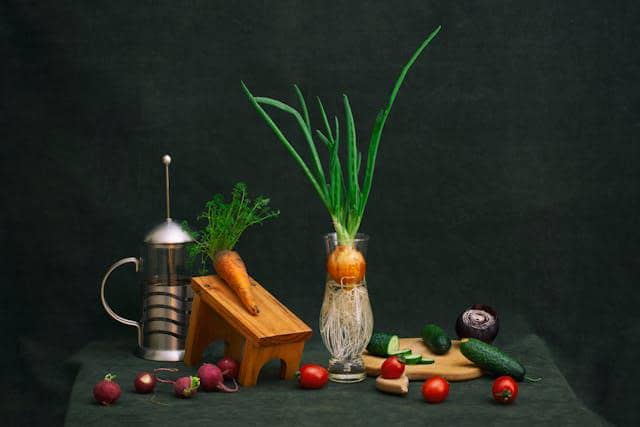 Ilustrasi menanam sisa sayuran dapur 