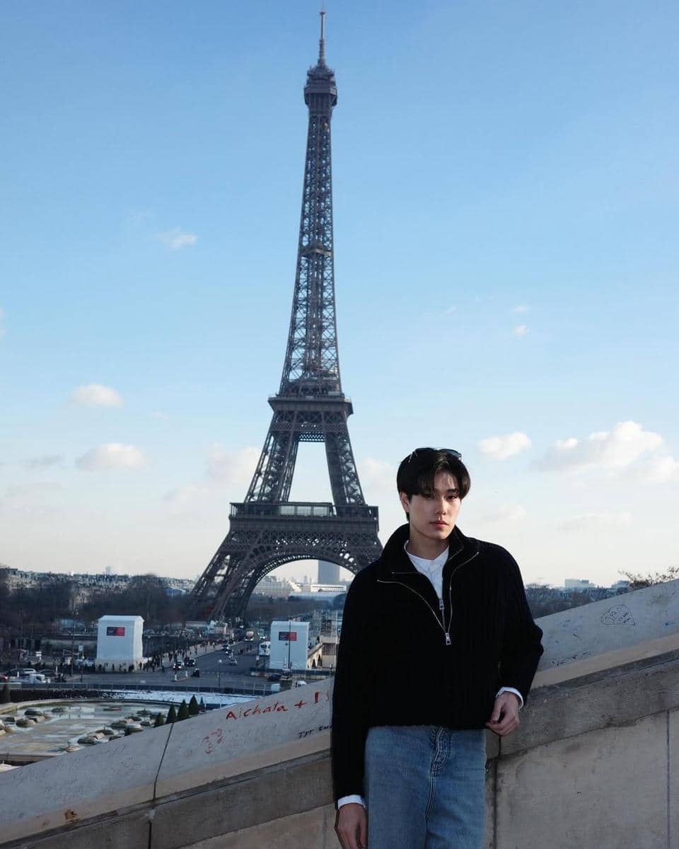 OOTD Traveling Stylish ala Phuwin Tangsakyuen