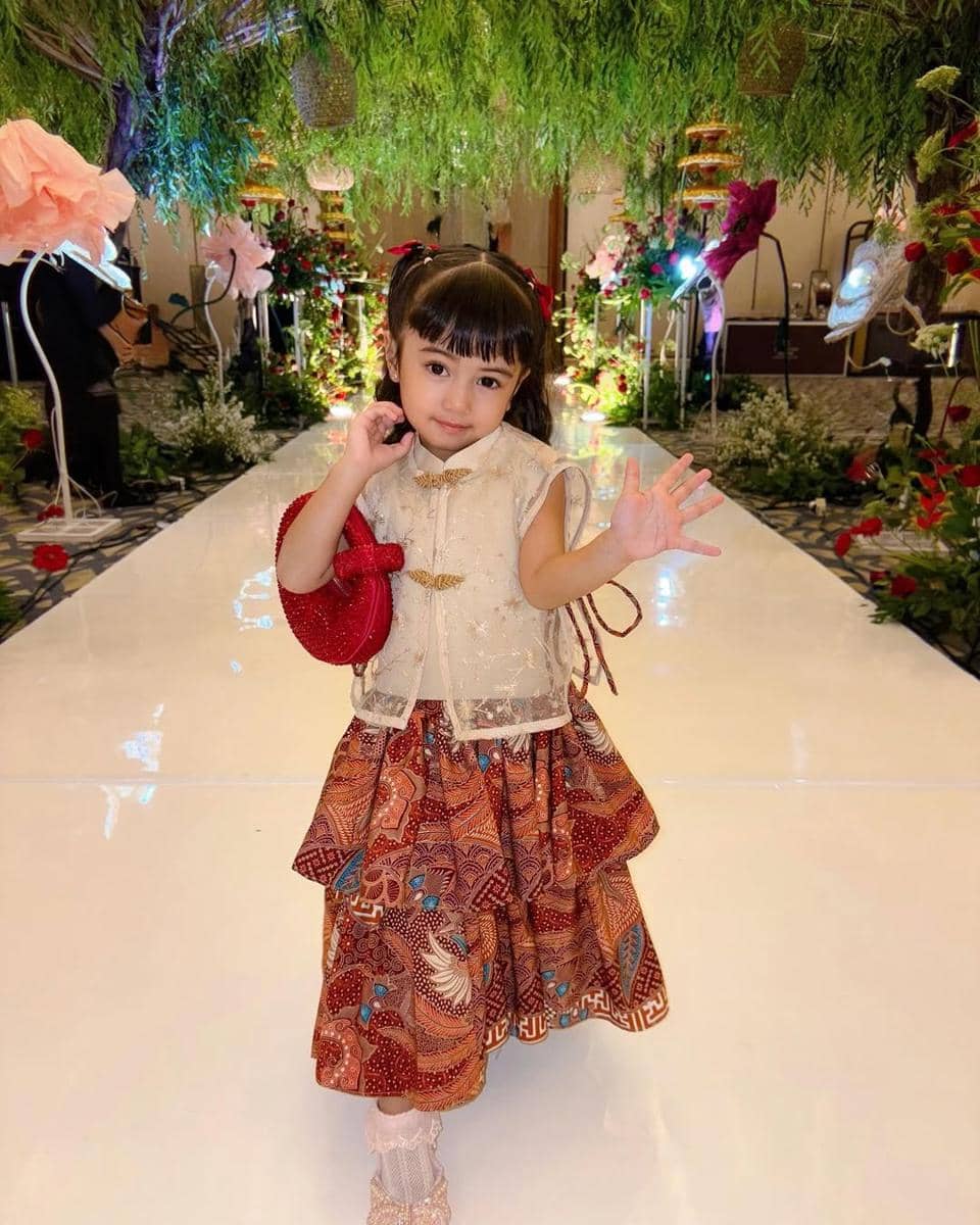 outfit kondangan anak