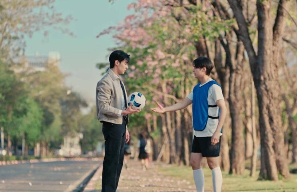 cuplikan drama Don’t Be Too Emotional