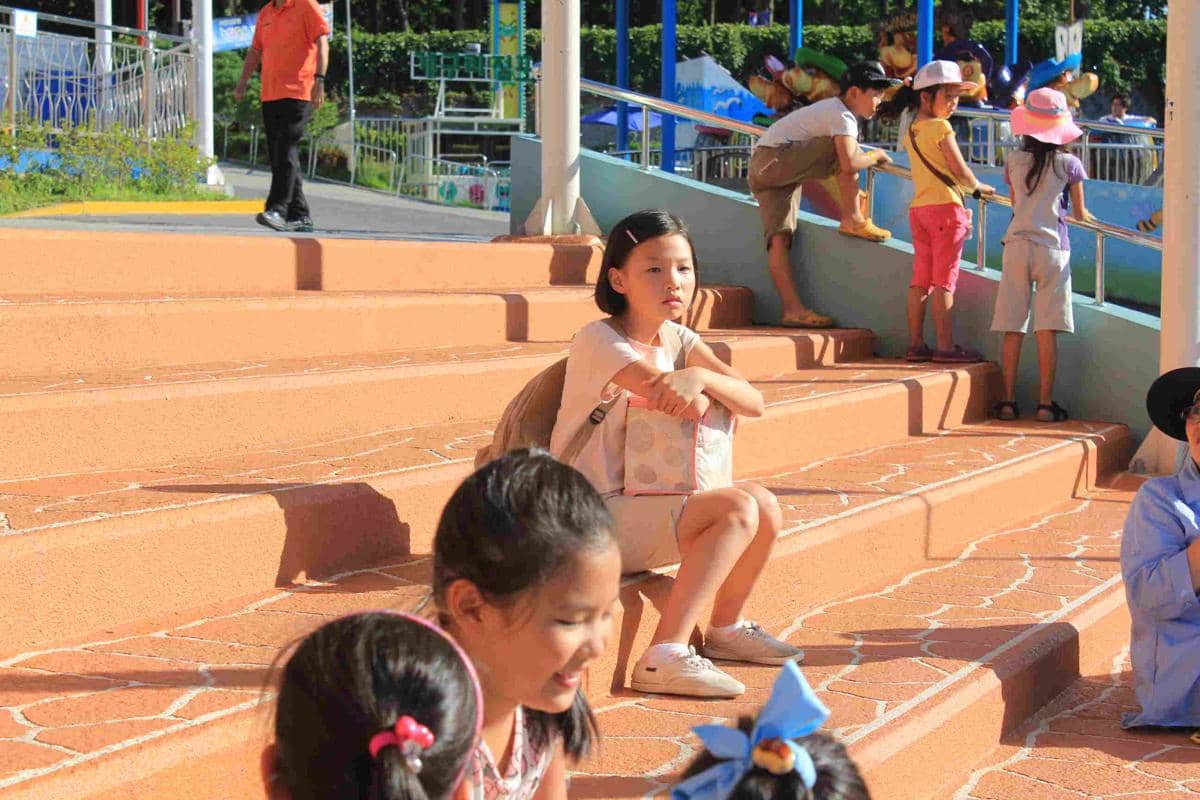 5 Film Coming of Age Asia Karya Sutradara Perempuan, Cozy sampai Horor