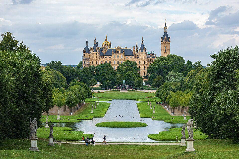 Kastil Schwerin di Jerman