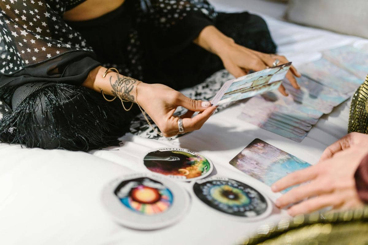ilustrasi jasa tarot reading