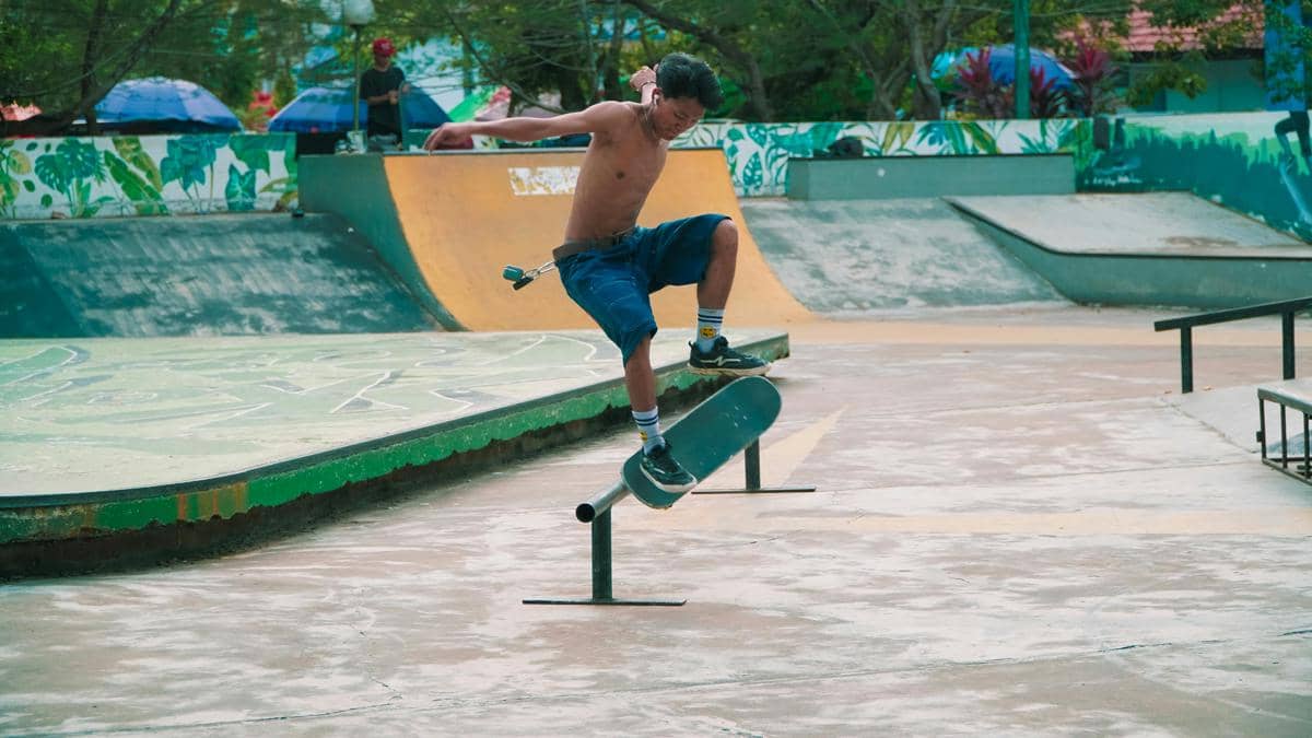 9 Rekomendasi Skatepark Terbaik di Bandung, Skater Wajib Coba!