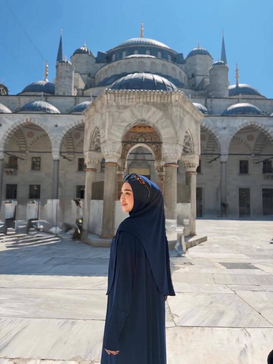 RIa Ricis berlibur di Turki