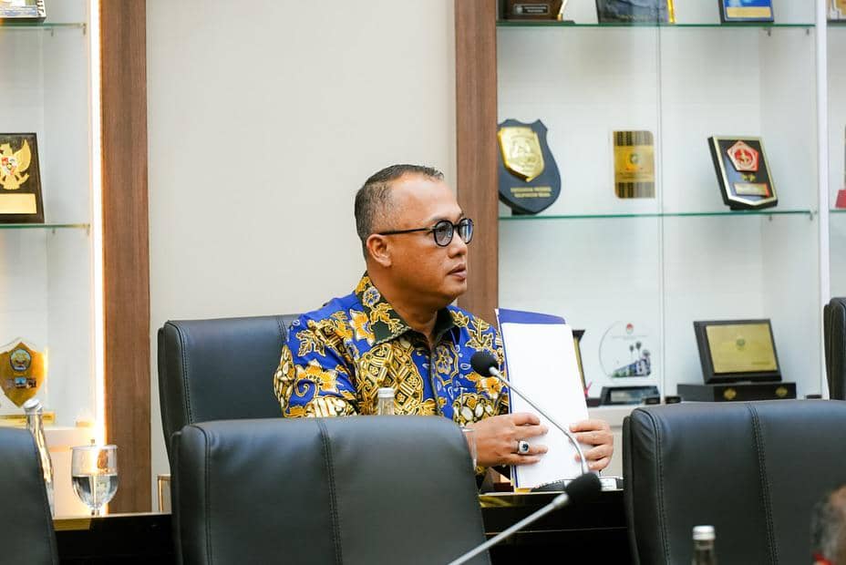 (Pleno) Pengambilan keputusan atas hasil Pengharmonisasian, Pembulatan dan Pemantapan Konsepsi R (1).jpg