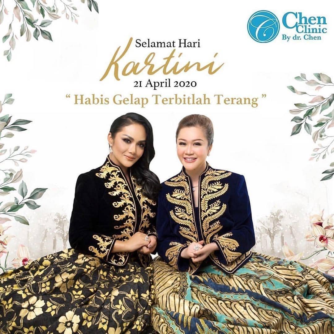 Gaya Kris Dayanti di Hari Kartini Tahun ke Tahun