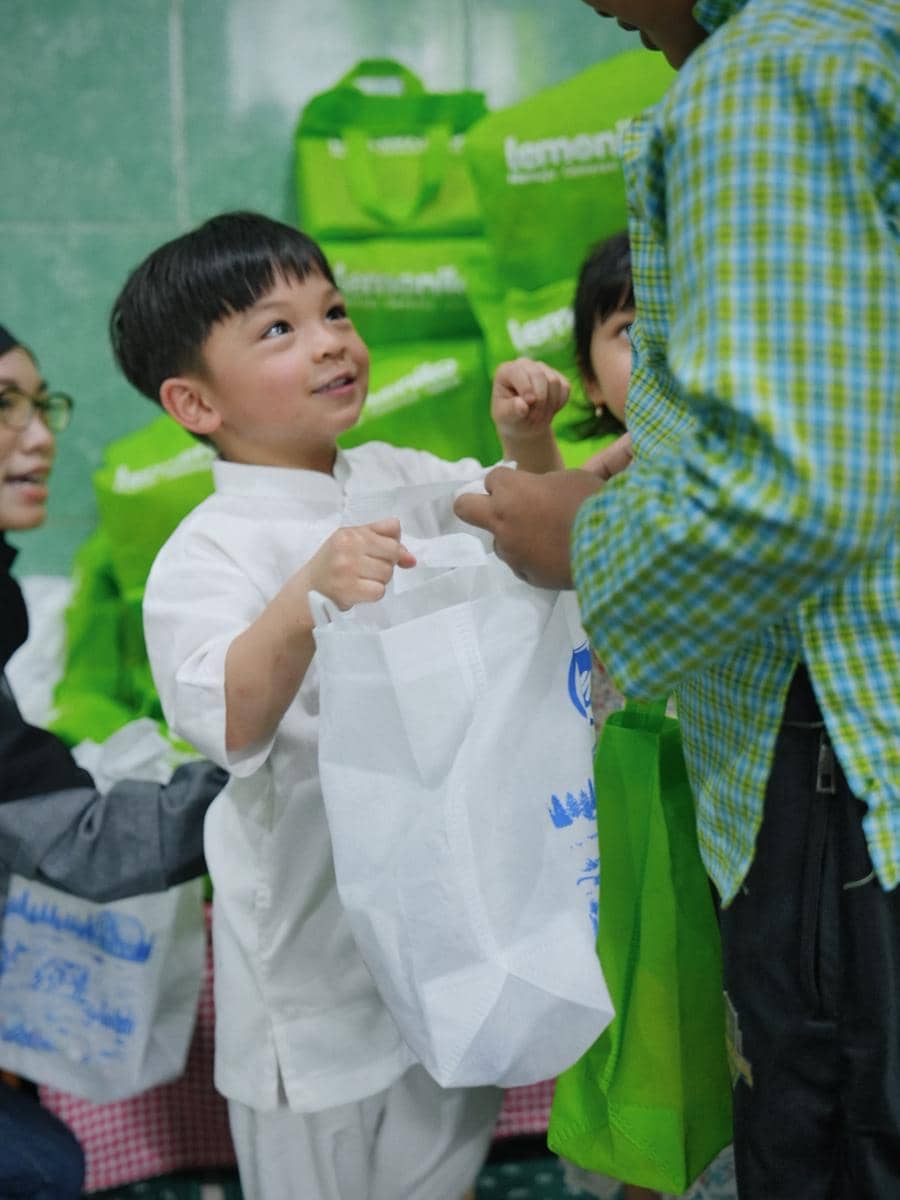 perayaan ulang tahun Isaa di taman pendidikan Alquran