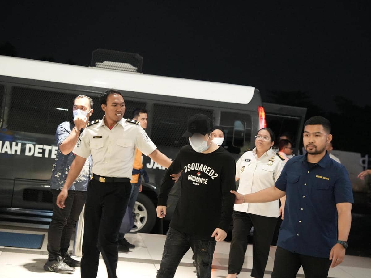Terungkap di Sentul, 13 WN Jepang Dideportasi Usai Penipuan Daring