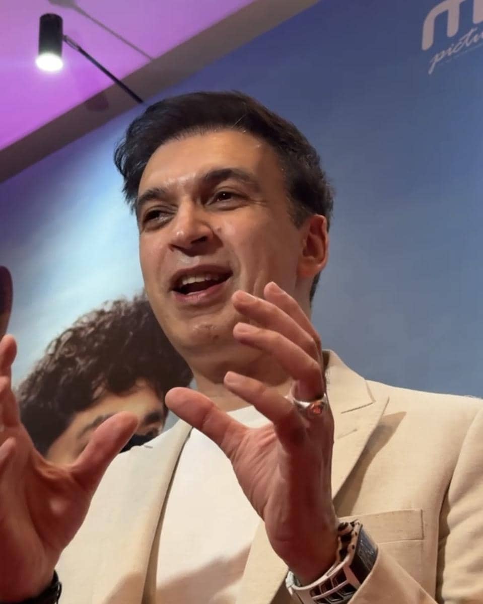 Manoj Punjabi dalam konferensi pers Kupilih Jalur Langit pada Rabu (15/4/2026)