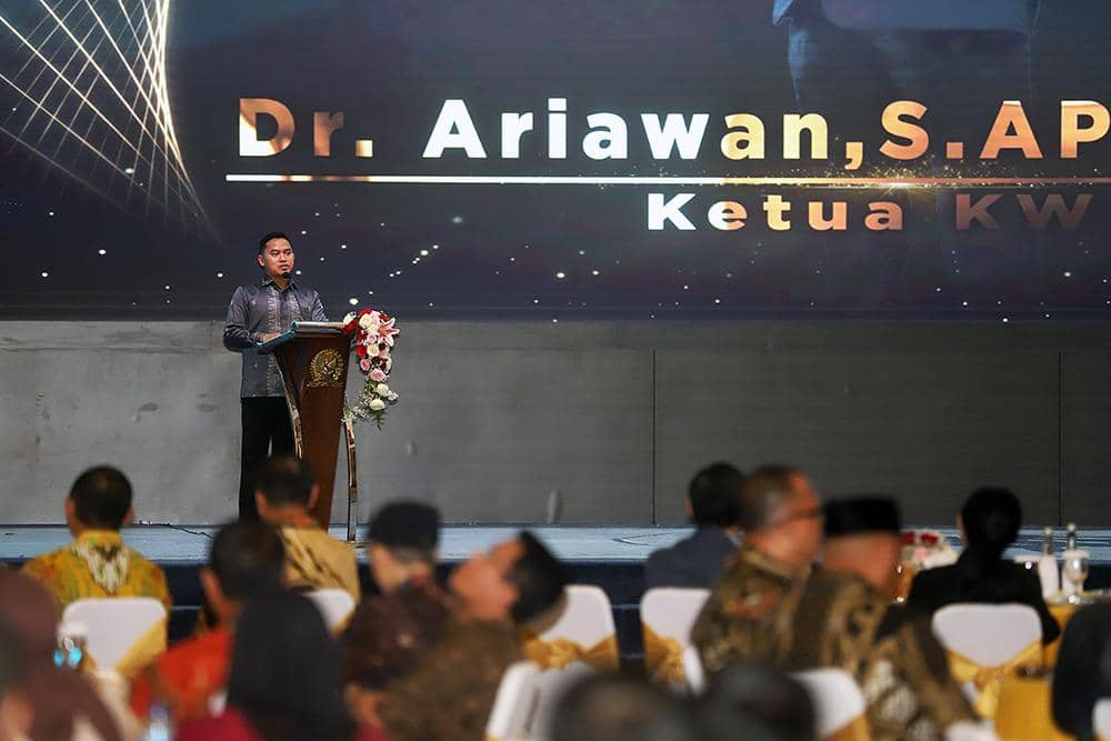 Ketua KWP Ariawan saat memberiksan sambutan dalam acara KWP Award 2026. (Dok. DPR RI).