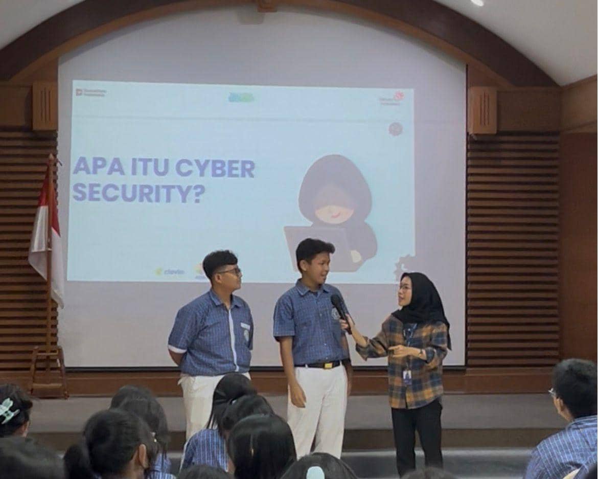 Sadar Keamanan Digital, 420 Siswa Ikuti Program CyberHeroes Telkom