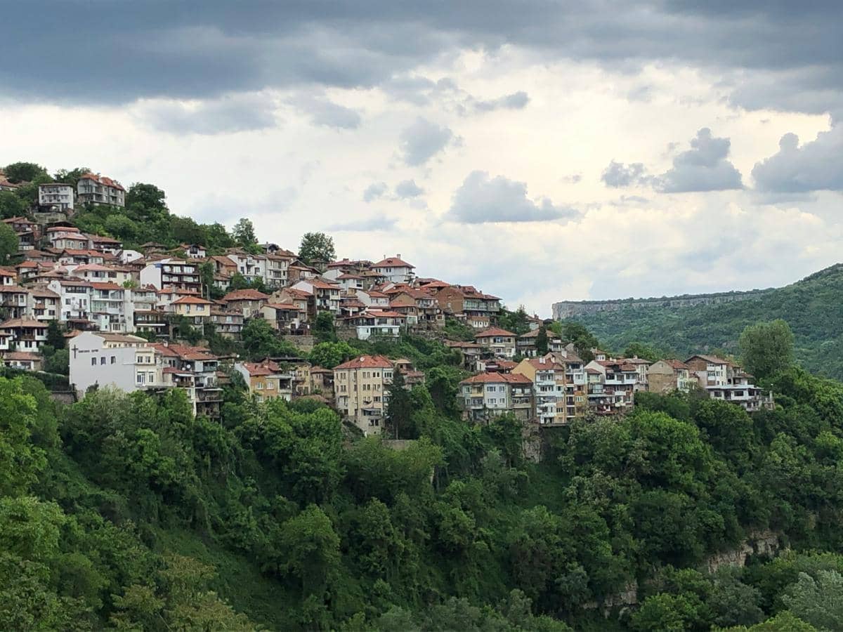 5 Fakta Veliko Tarnovo, Bekas Ibu Kota Bulgaria di Atas Bukit