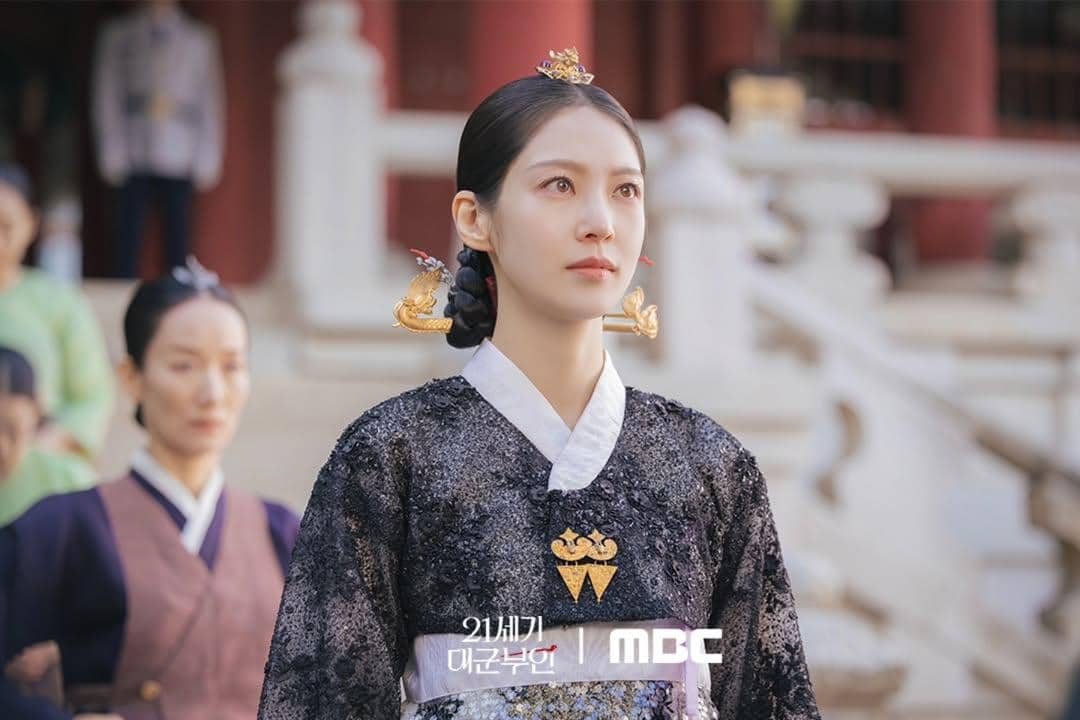 cuplikan drama Perfect Crown 