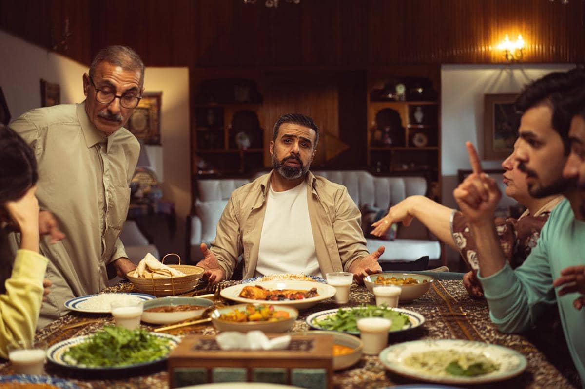 5 Sebab Jangan Bertengkar di Meja Makan, Gak Etis!