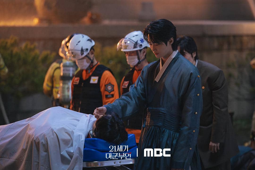 cuplikan drama Perfect Crown