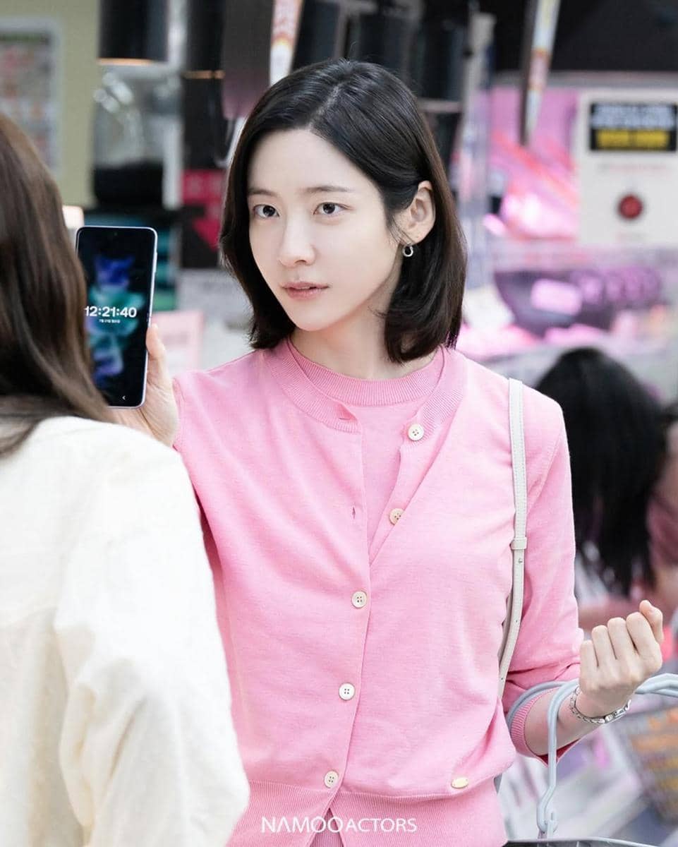 Park Ji Hyun di Our Universe