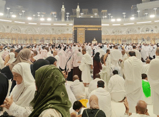 ilustrasi komunikasi antar jemaah