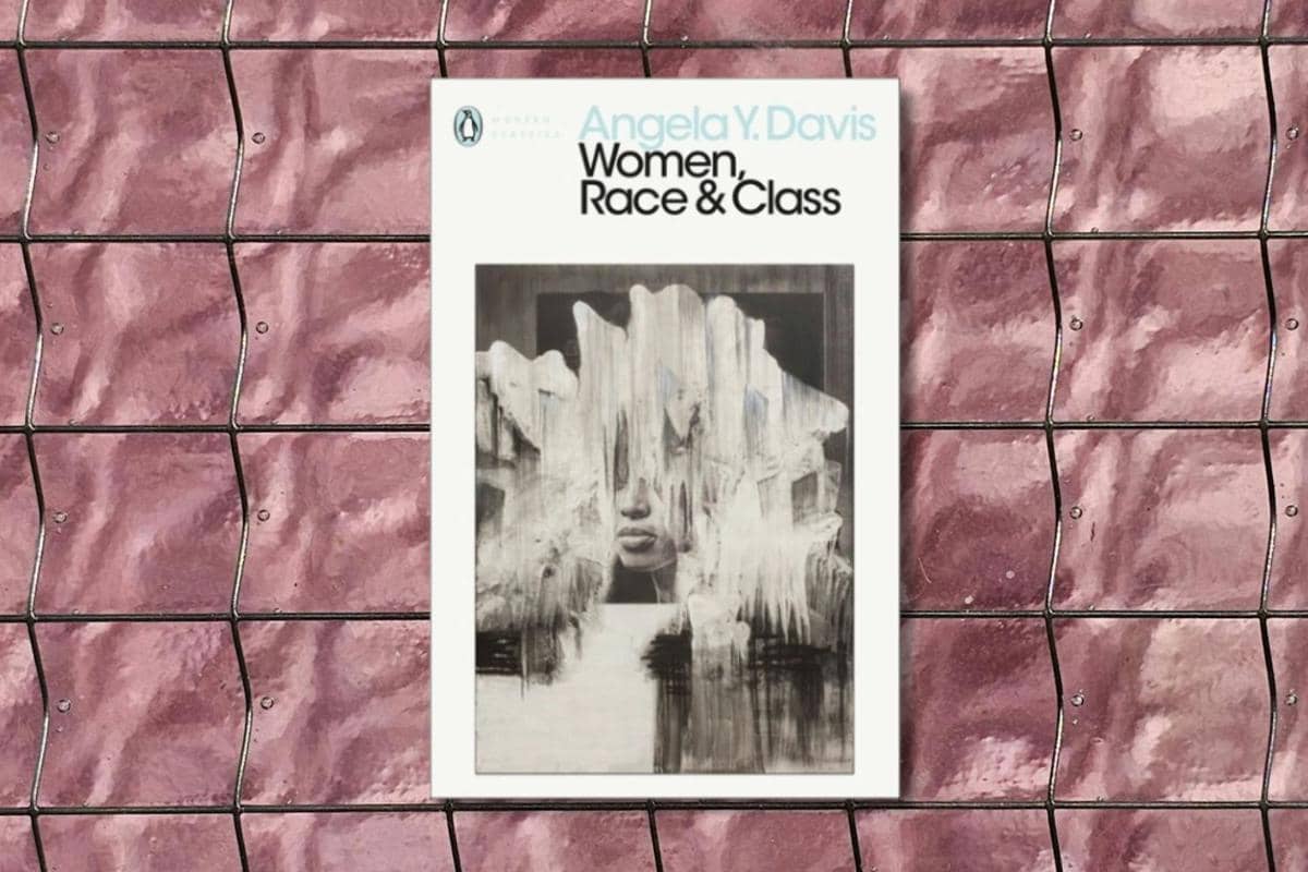 Women, Race & Class karya Angela Y Davis