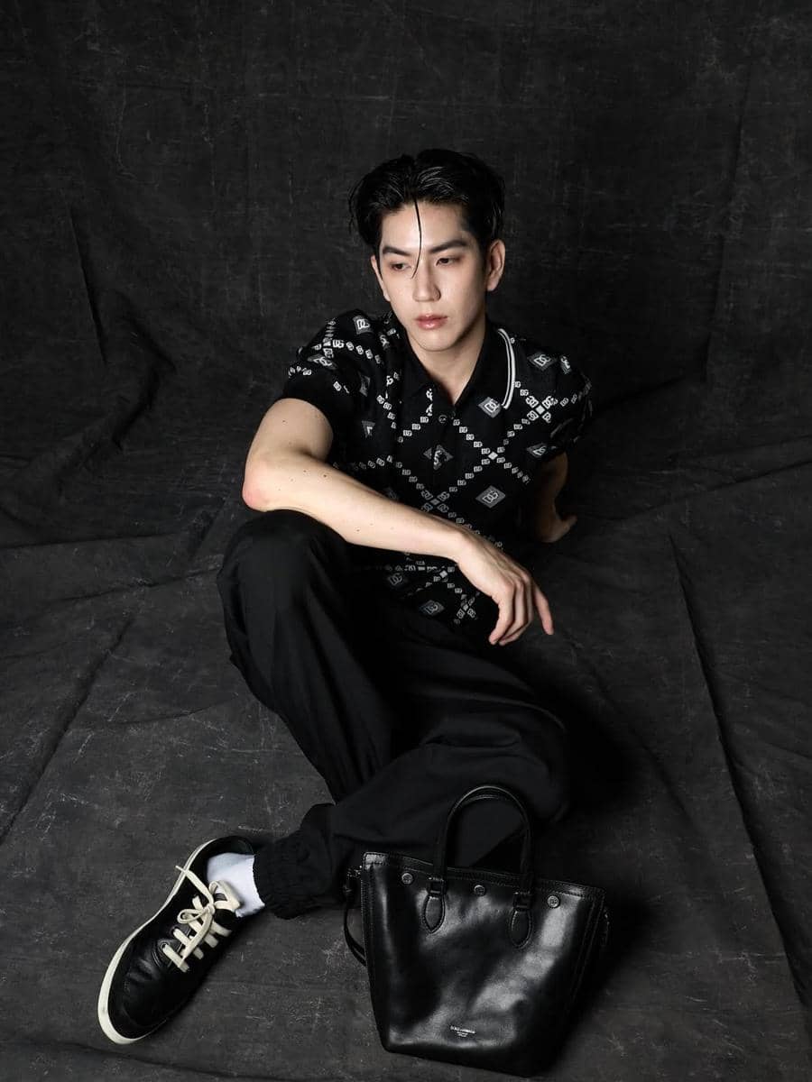 OOTD Sneakers ala Sea Tawinan