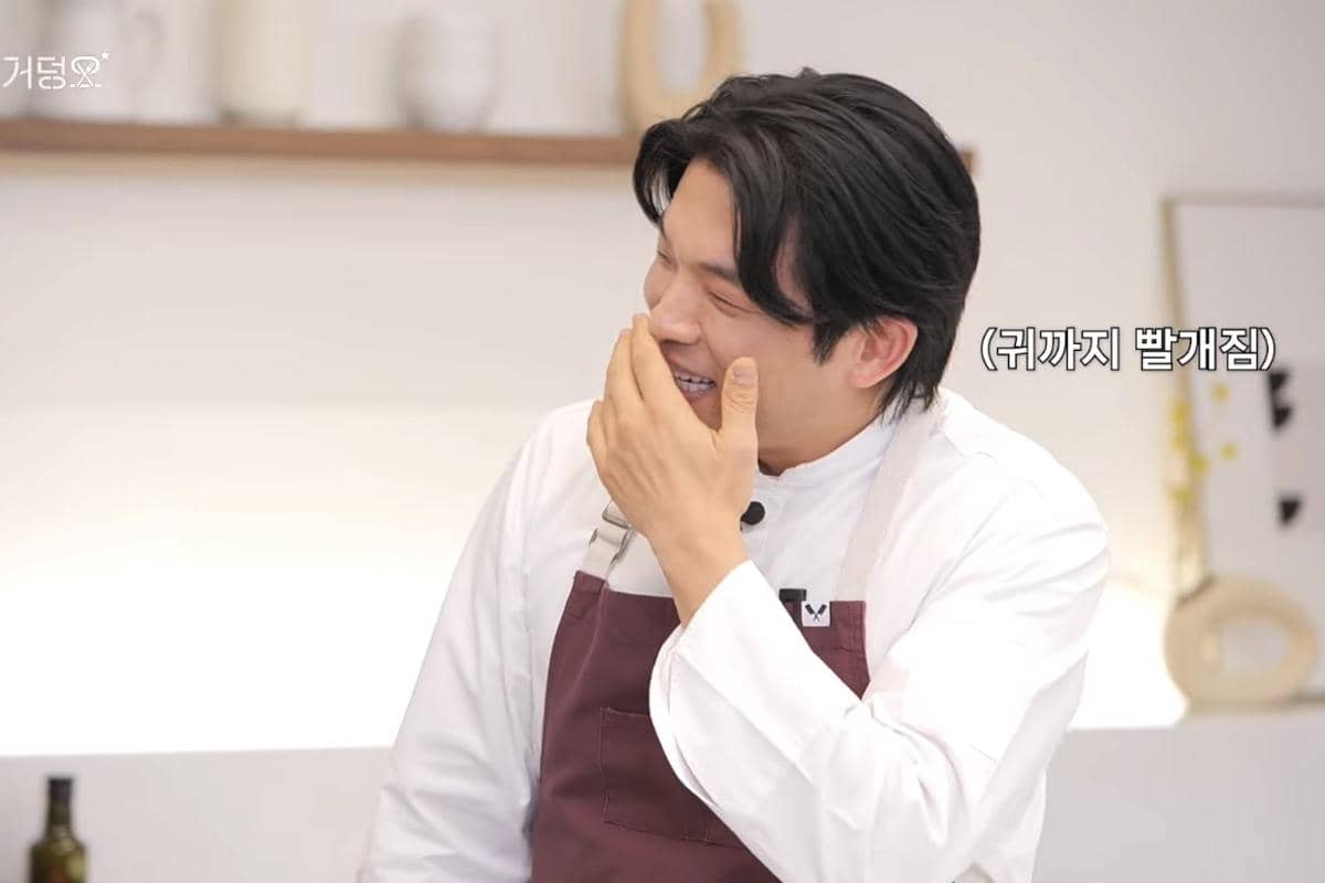 chef Anh Sung Jae dalam program Anh's Guide to Doneness 