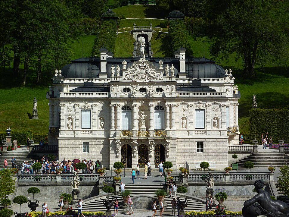 Istana Linderhof di Jerman