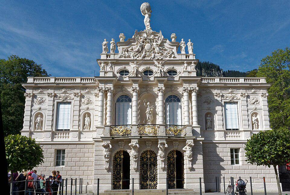 Istana Linderhof di Jerman