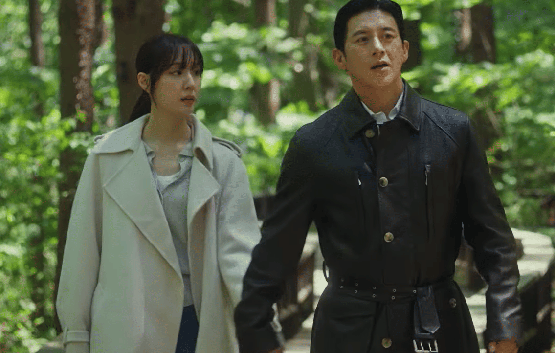 Cuplikan drama Korea Reverse