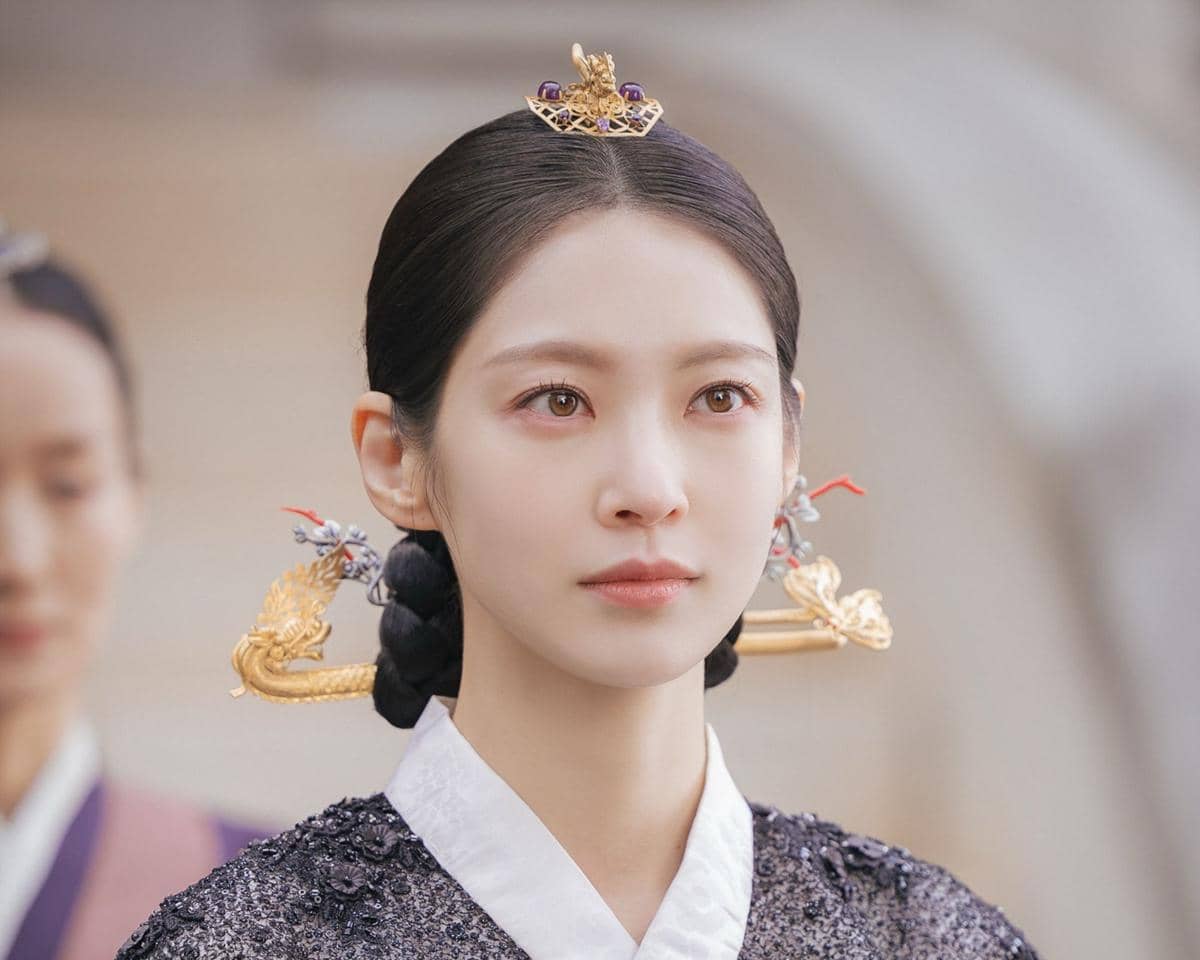 5 Drakor Berunsur Sageuk Dibintangi Gong Seung Yeon, Ada Perfect Crown