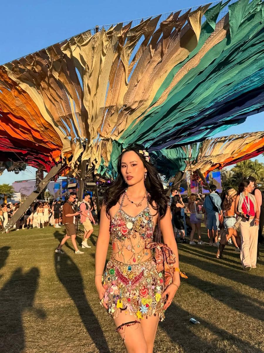 OOTD Konser ala Yuyi Chua, Ada untuk Coachella